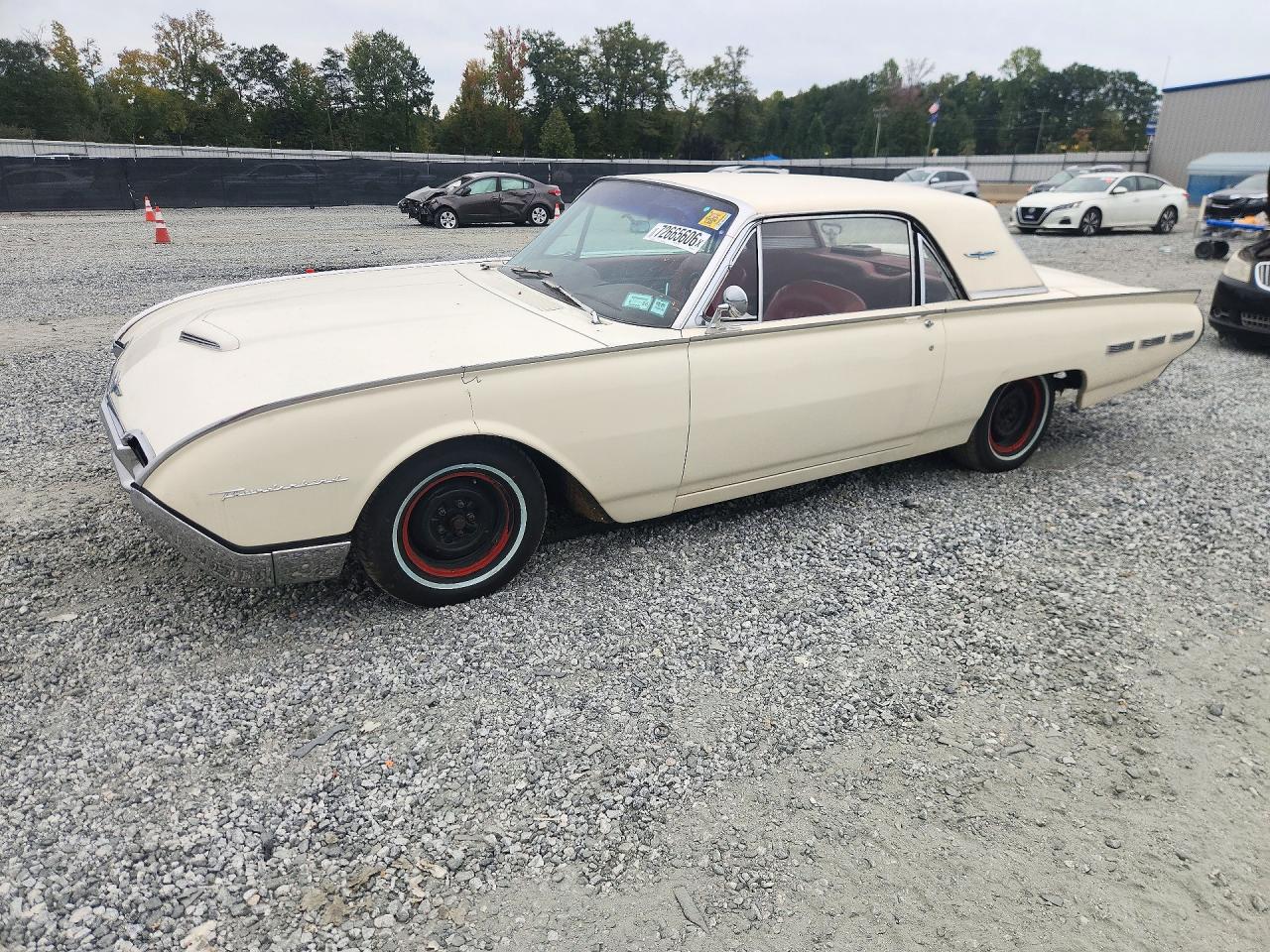 1962 FORD THUNDRBIRD | 2Y83Z111188 | UPCARS