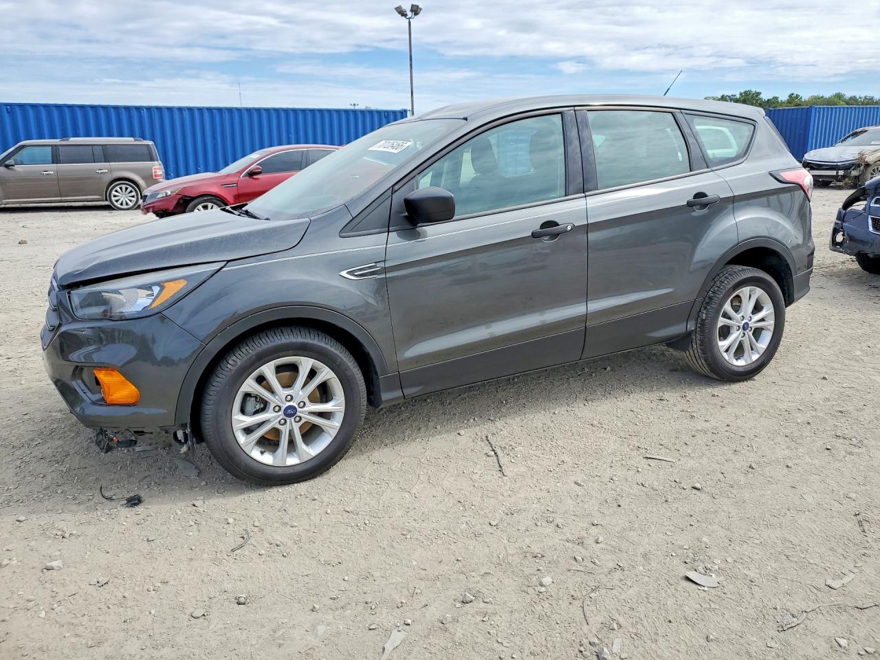 2018 FORD ESCAPE S | 1FMCU0F72JUA62205 | UPCARS