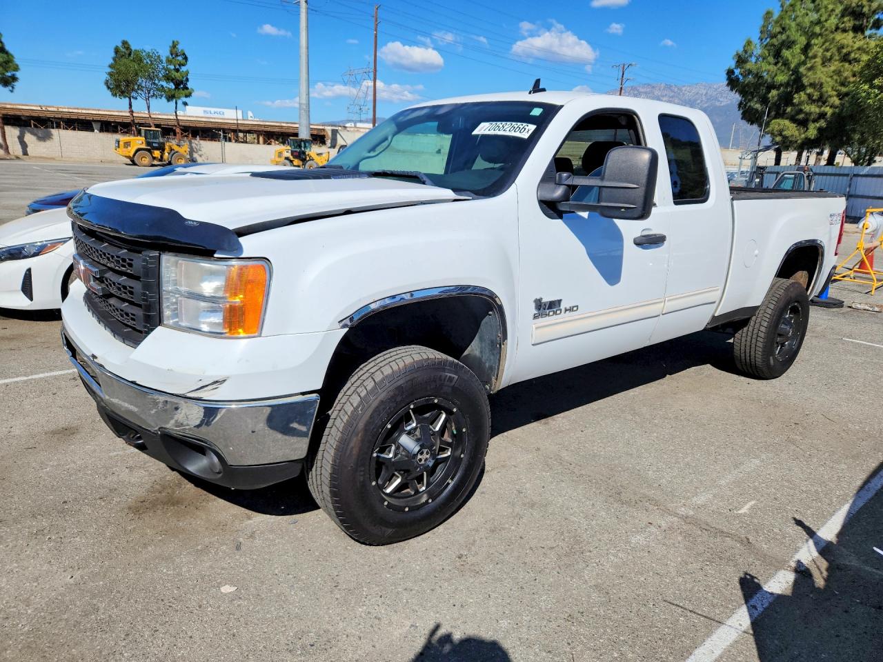 2011 GMC SIERRA K2500 SLE | 1GT220CG9BZ350933 | UPCARS