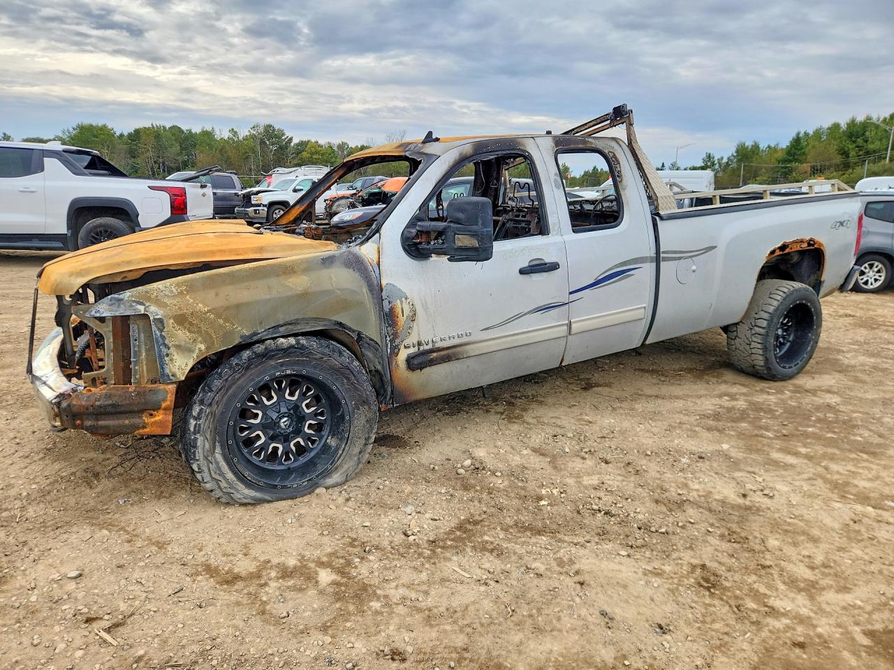 2013 CHEVROLET SILVERADO K1500 LT | 1GCRKSE08DZ312719 | UPCARS