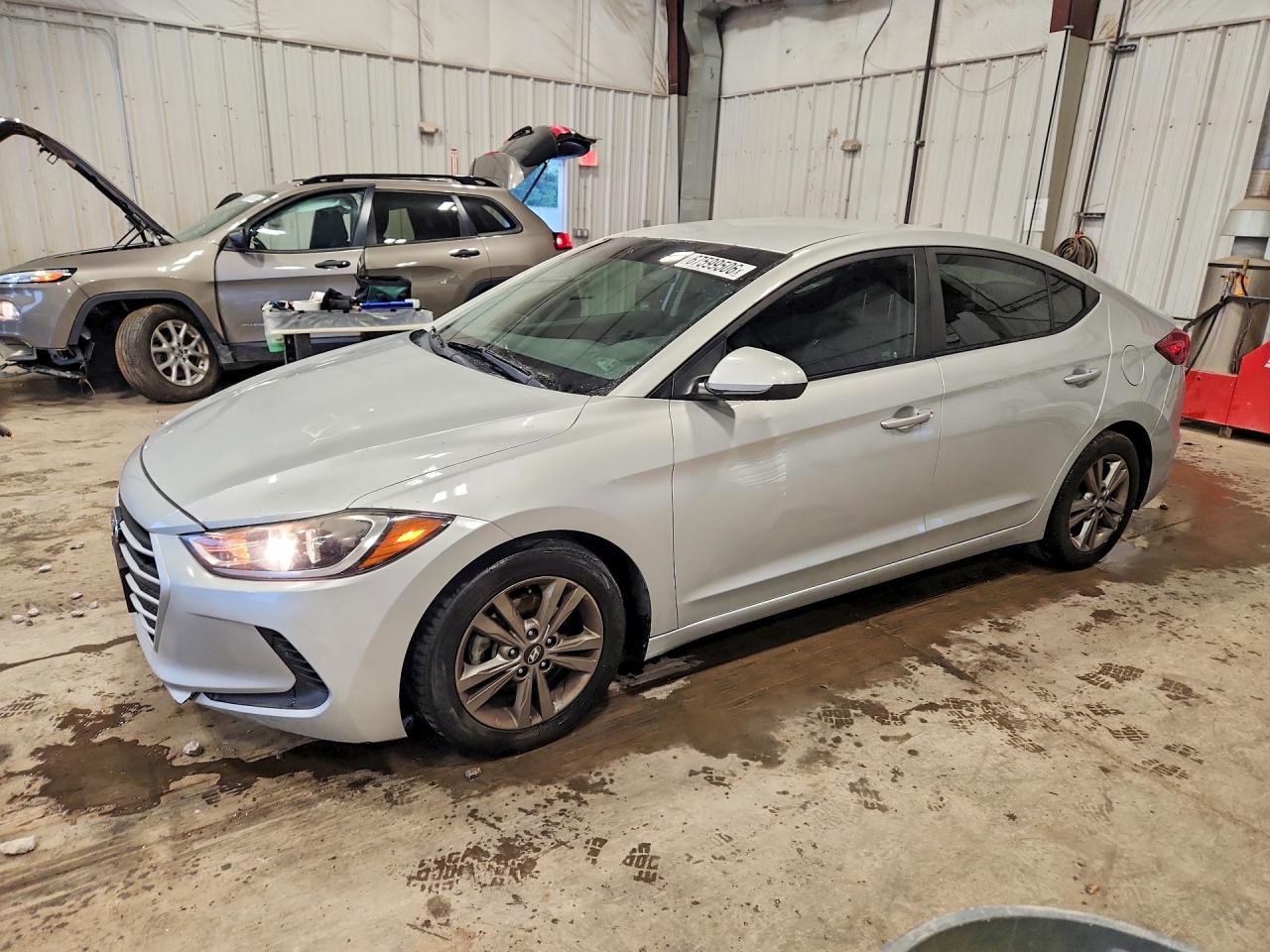 2018 HYUNDAI ELANTRA SEL | 5NPD84LF4JH297179 | UPCARS