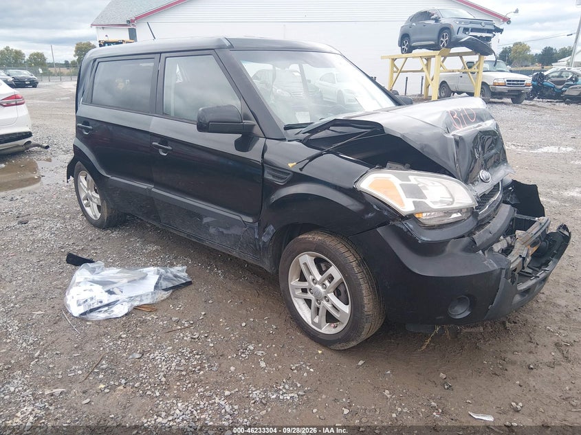2011 KIA SOUL + | KNDJT2A25B7300988 | UPCARS