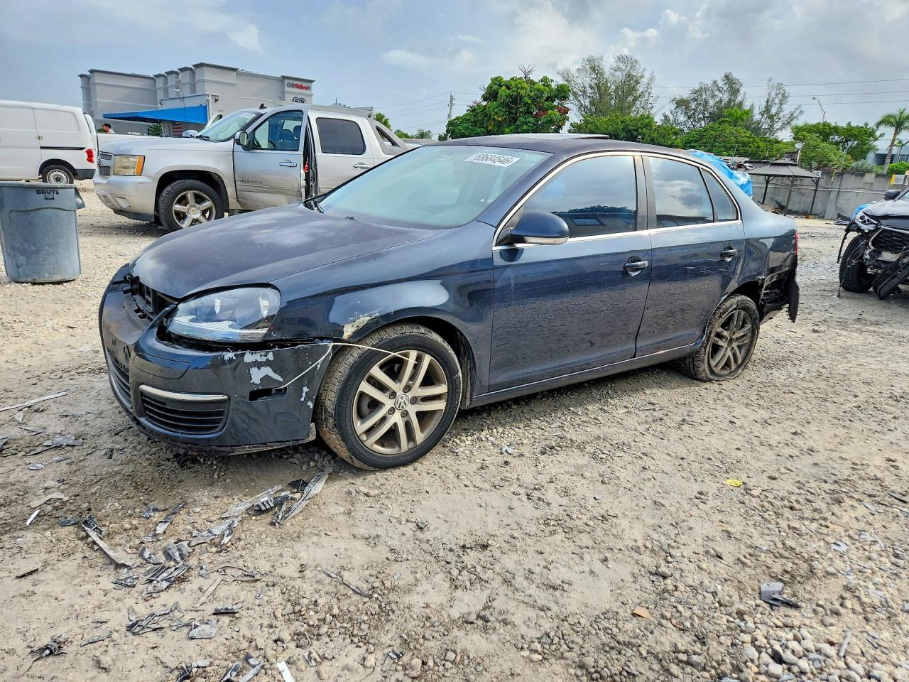 2006 VOLKSWAGEN JETTA 2.5L LEATHER | 3VWDF71K36M642336 | UPCARS
