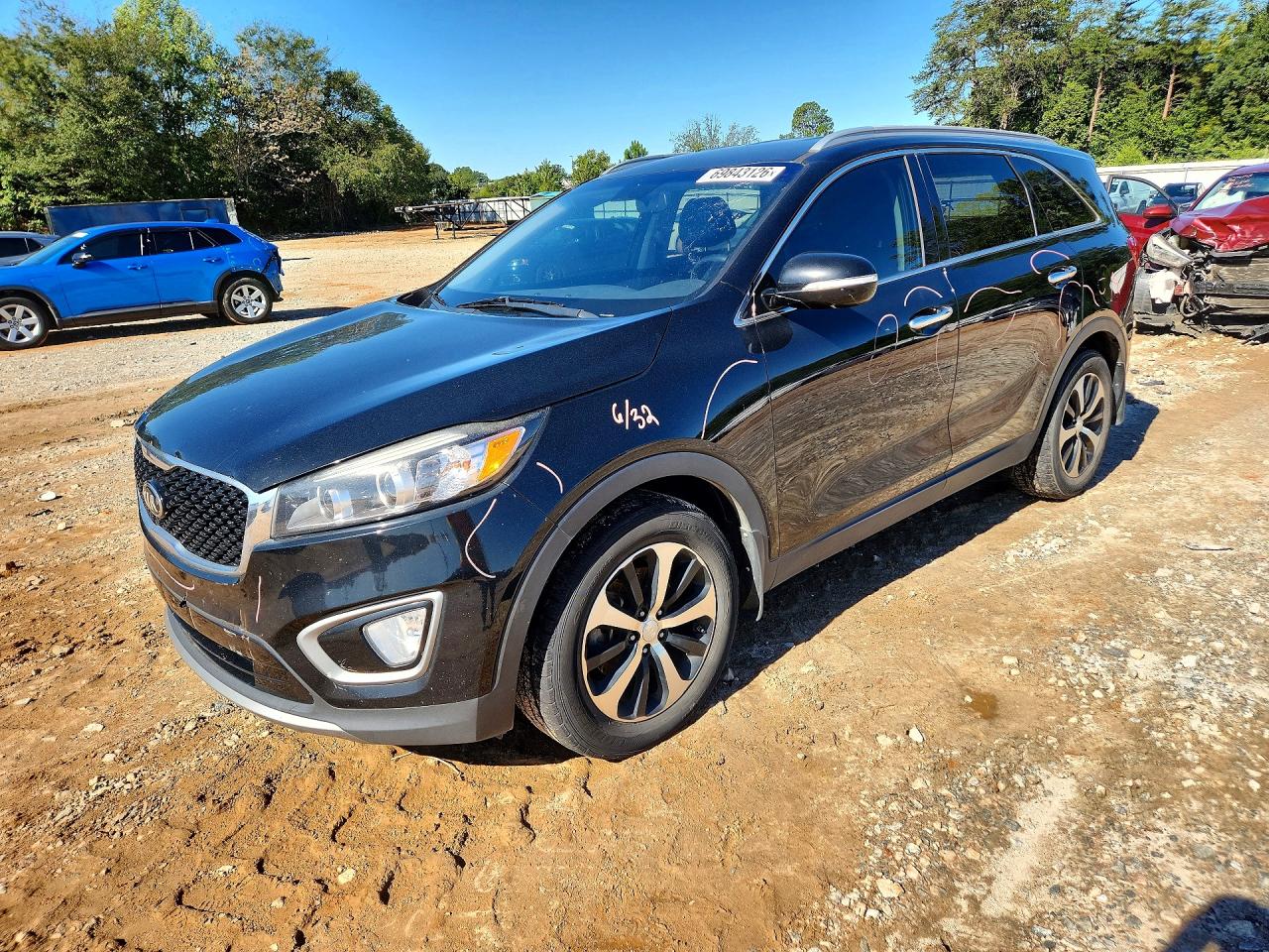 2016 KIA SORENTO EX | 5XYPH4A56GG111701 | UPCARS