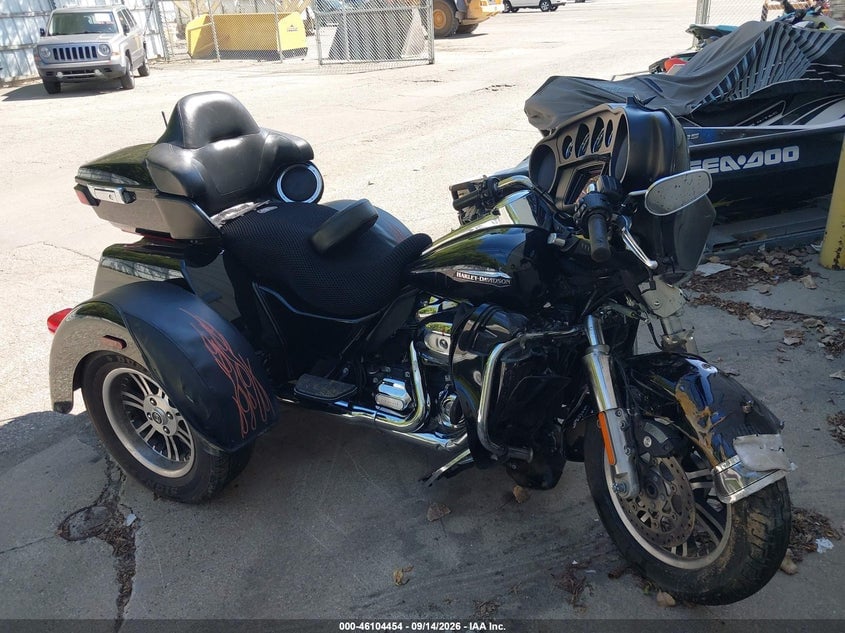 2019 HARLEY-DAVIDSON FLHTCUTG | 1HD1MAF14KB856874 | UPCARS