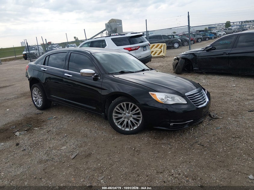 2013 CHRYSLER 200 LIMITED | 1C3CCBCG6DN657374 | UPCARS