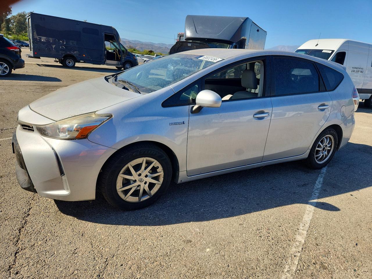 2015 TOYOTA PRIUS V FOUR | JTDZN3EU2FJ019531 | UPCARS