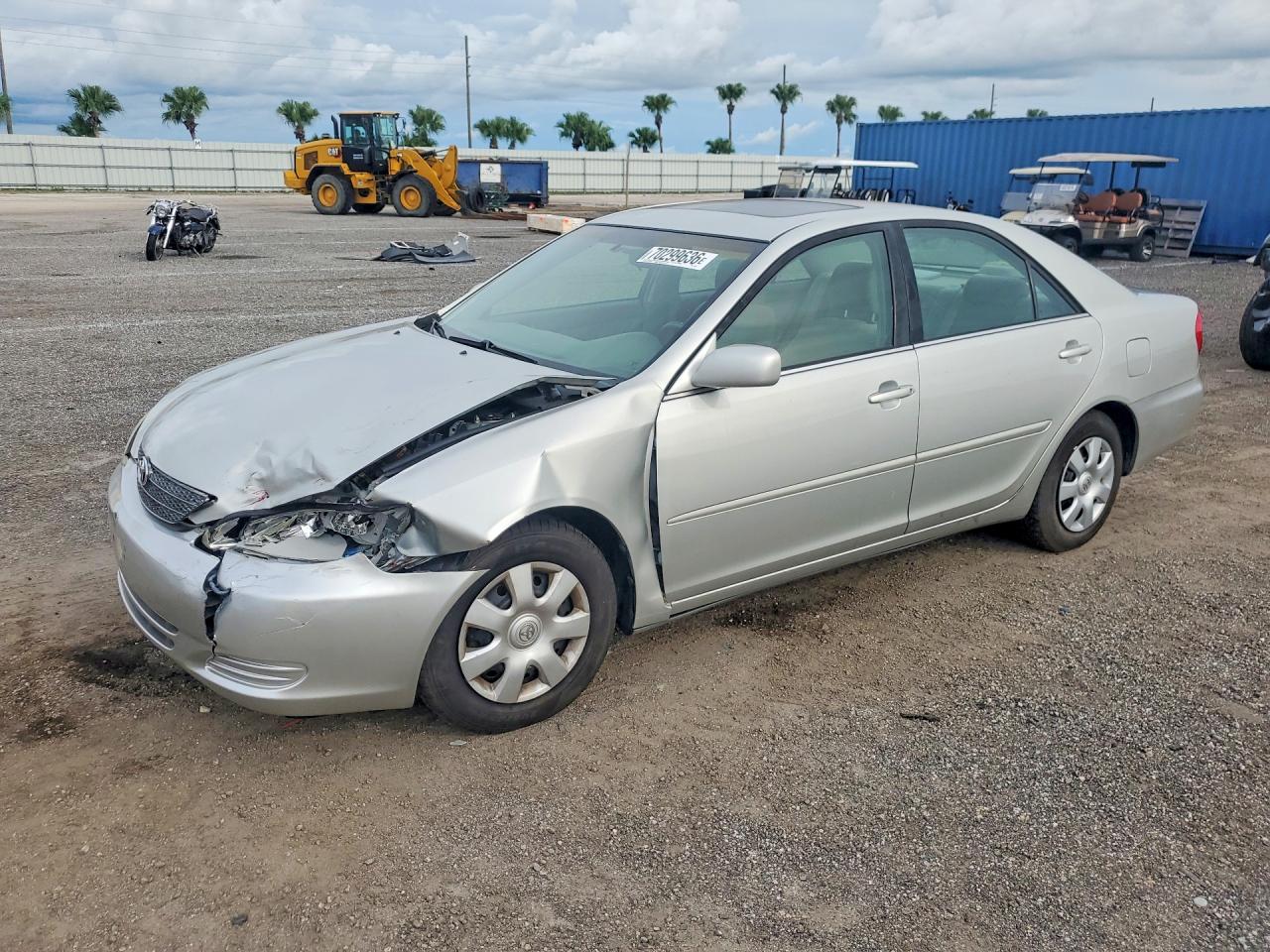 2003 TOYOTA CAMRY LE | 4T1BE32K63U675175 | UPCARS