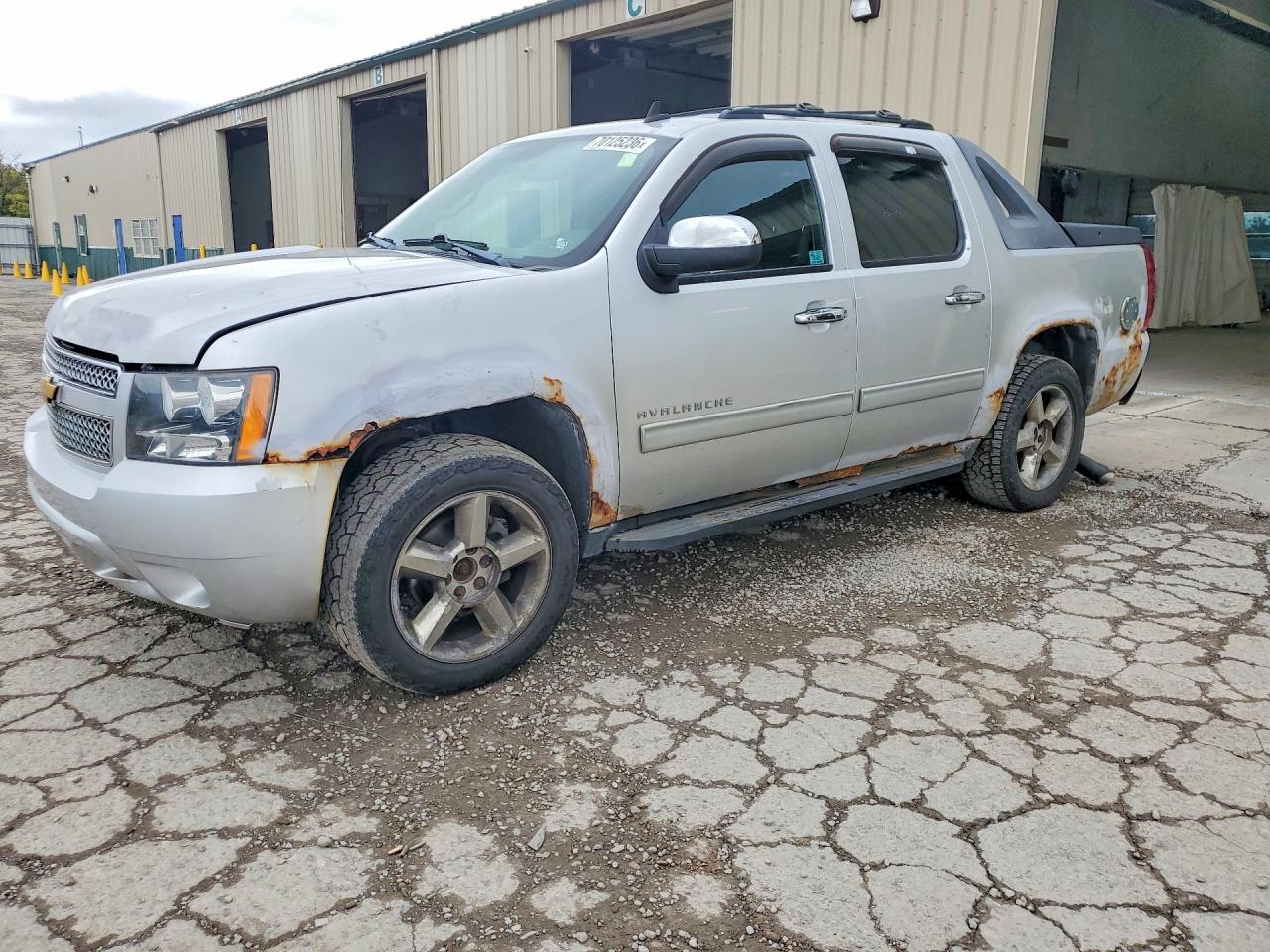 2012 CHEVROLET AVALANCHE LS | 3GNTKEE72CG190367 | UPCARS