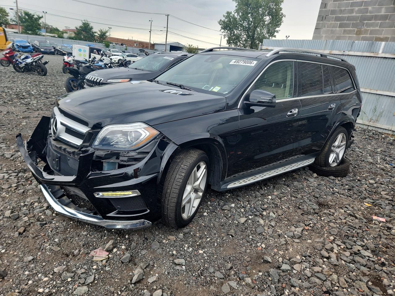 2016 MERCEDES-BENZ GL-CLASS 550 4MATIC | 4JGDF7DE8GA657188 | UPCARS