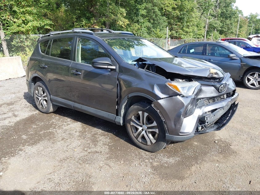 2018 TOYOTA RAV4 LE | JTMBFREV4JJ245783 | UPCARS