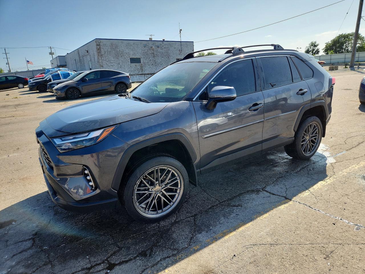 2025 TOYOTA RAV4 XLE | 2T3P1RFV7SW516535 | UPCARS
