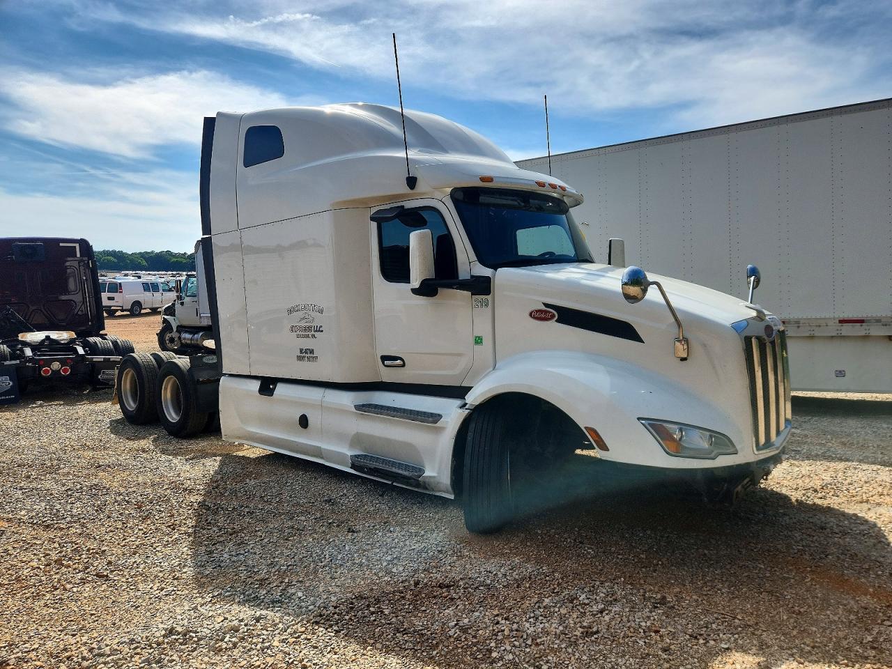 2022 PETERBILT 579 SEMI TRUCK | 1XPBD49X6ND775406 | UPCARS