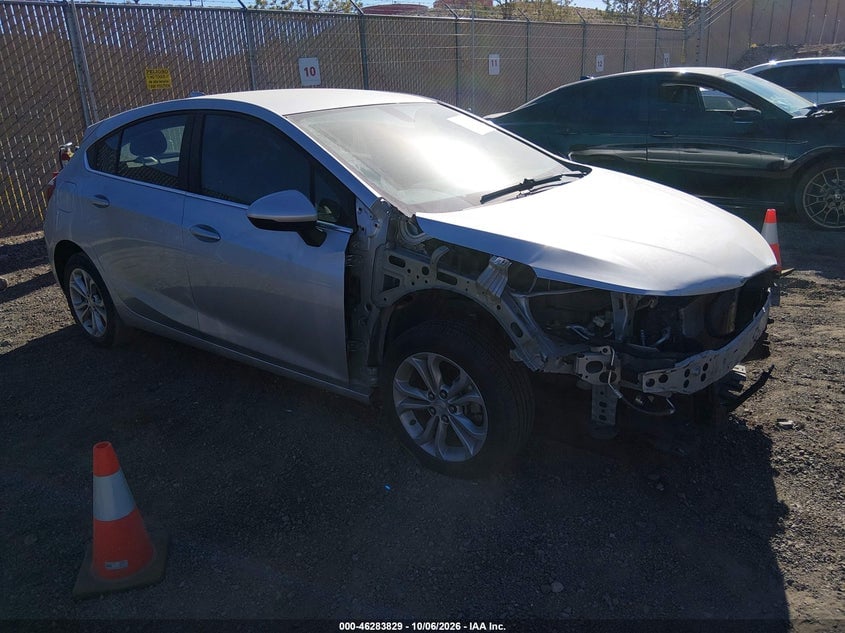2019 CHEVROLET CRUZE LT | 3G1BE6SM8KS531352 | UPCARS