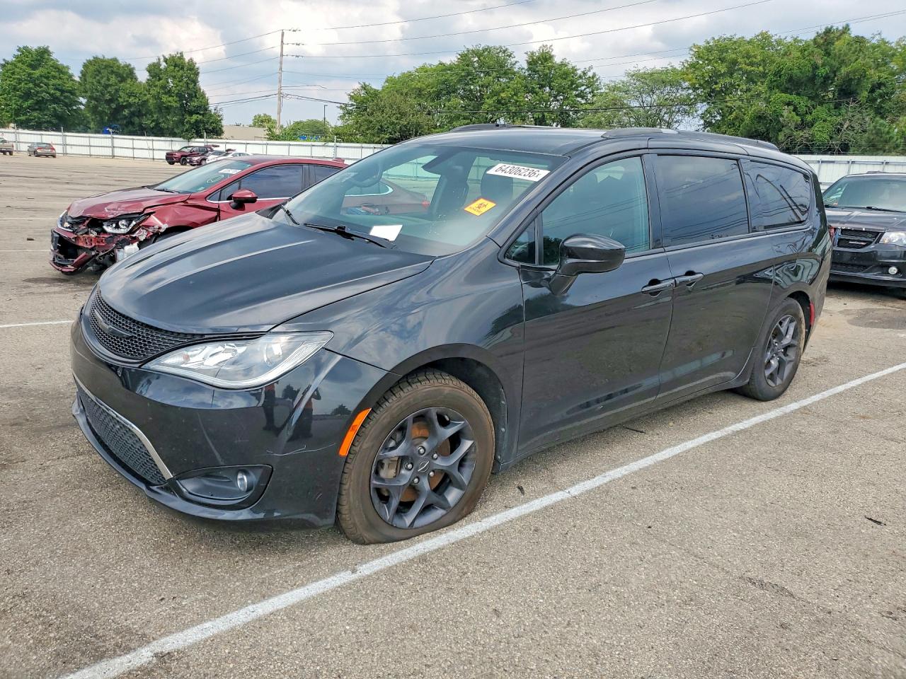 2019 CHRYSLER PACIFICA TOURING L PLUS | 2C4RC1EG9KR699034 | UPCARS