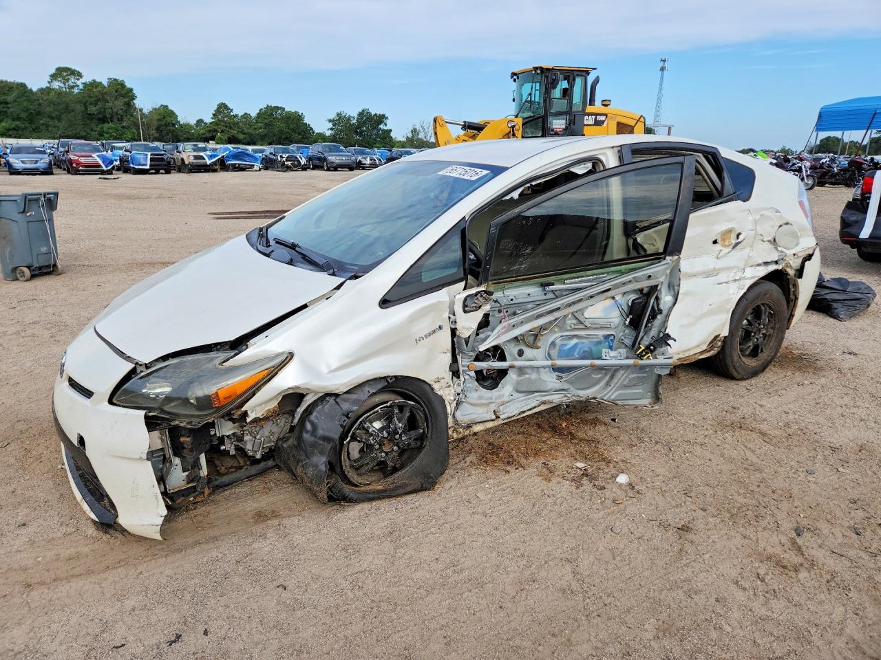 2014 TOYOTA PRIUS THREE | JTDKN3DU3E0393797 | UPCARS