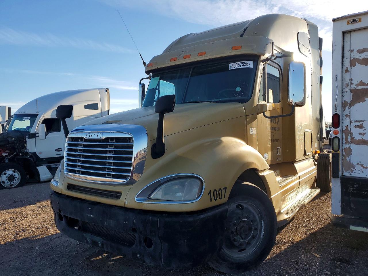 2010 FREIGHTLINER ALL OTHER COLUMBIA 120 SEMI TRUCK | 1FUJA6DR5ADAN3649 | UPCARS