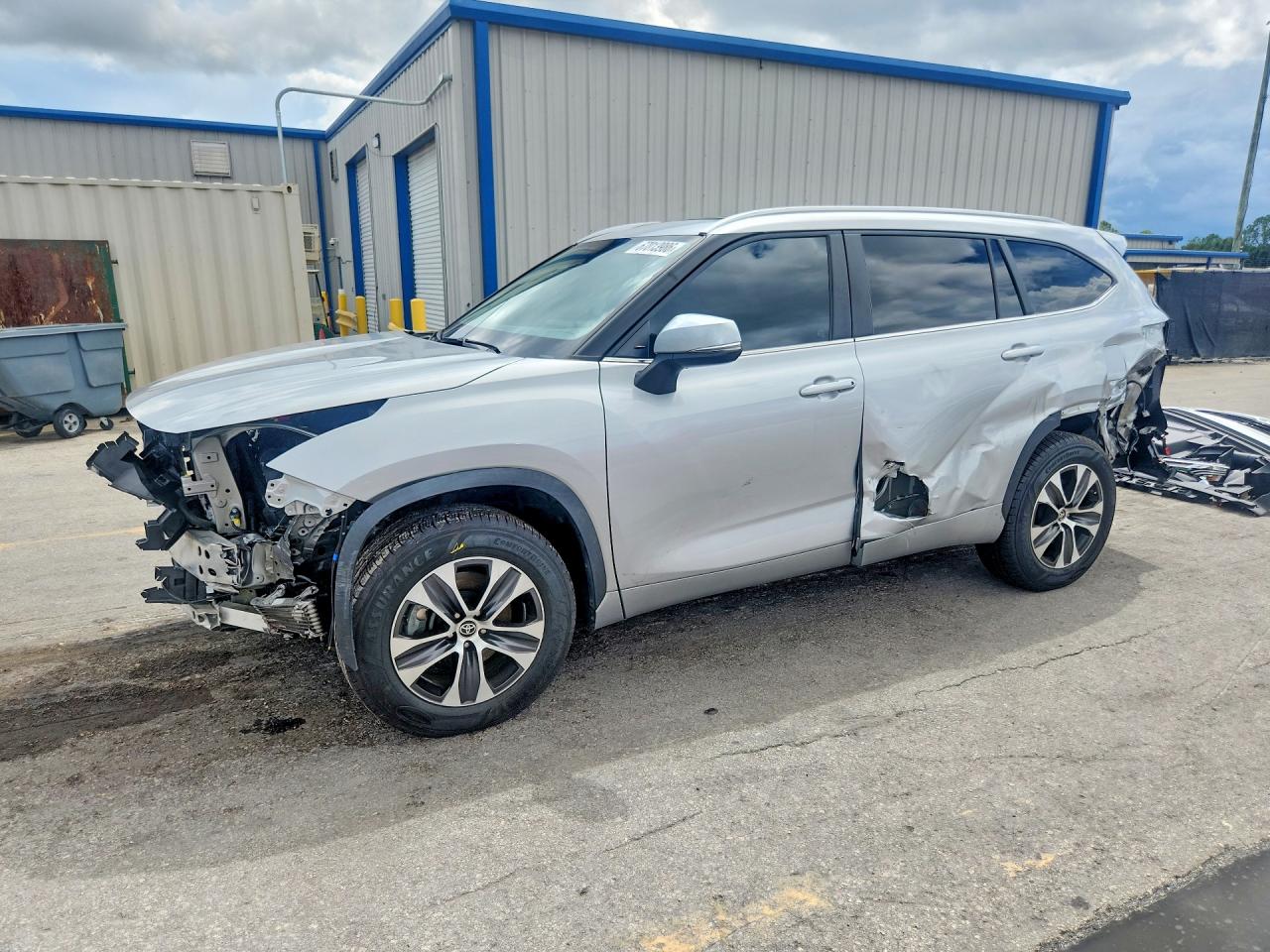 2023 TOYOTA HIGHLANDER XLE | 5TDKARAH8PS016615 | UPCARS