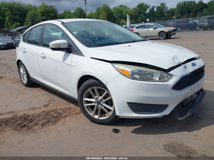 2015 FORD FOCU SE | 1FADP3K24FL315703 | UPCARS