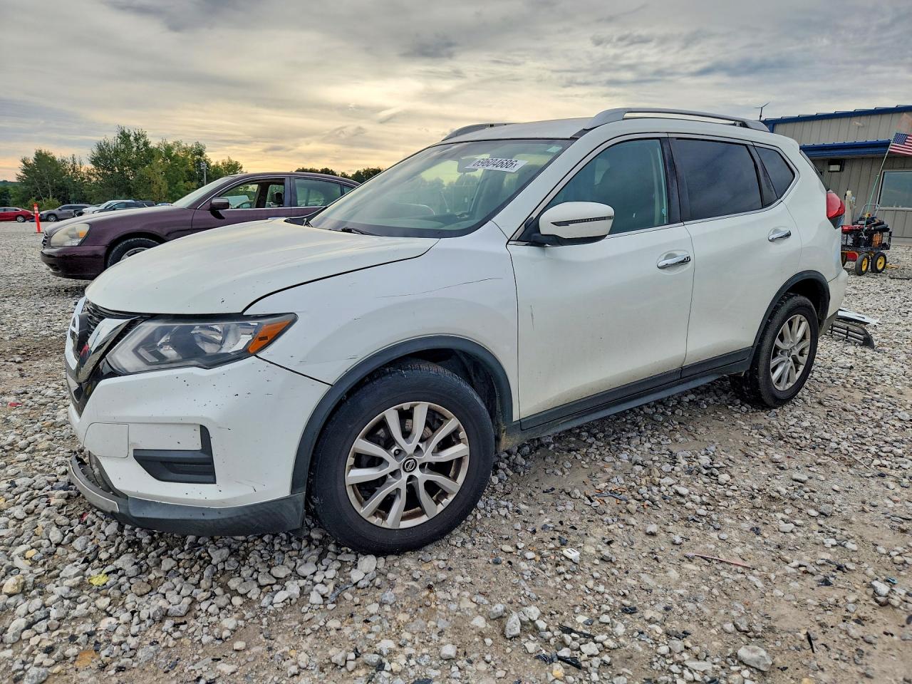 2017 NISSAN ROGUE SV | KNMAT2MT7HP550634 | UPCARS