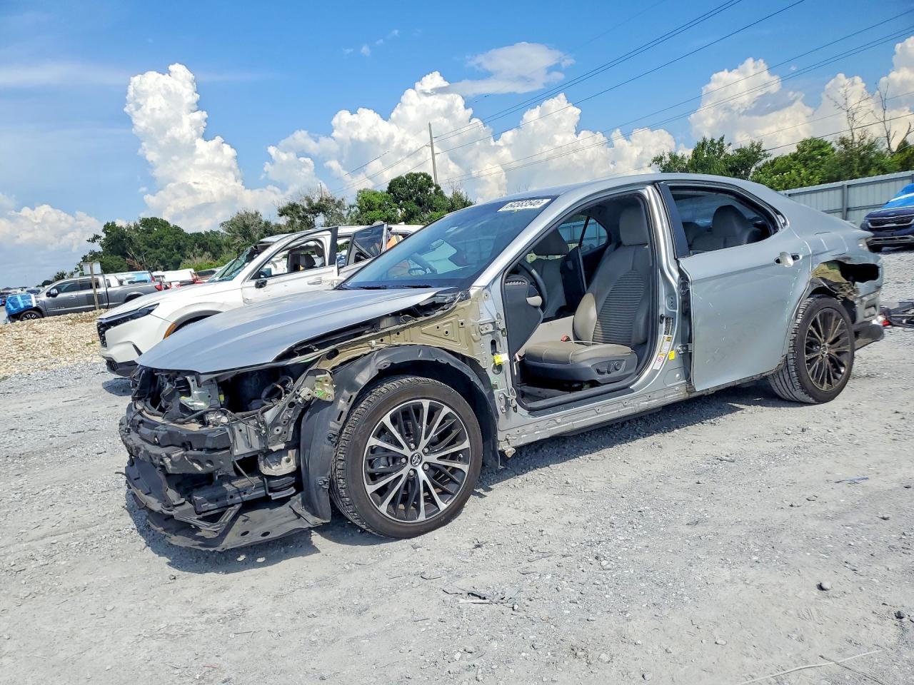 2018 TOYOTA CAMRY SE | 4T1B11HK1JU032785 | UPCARS