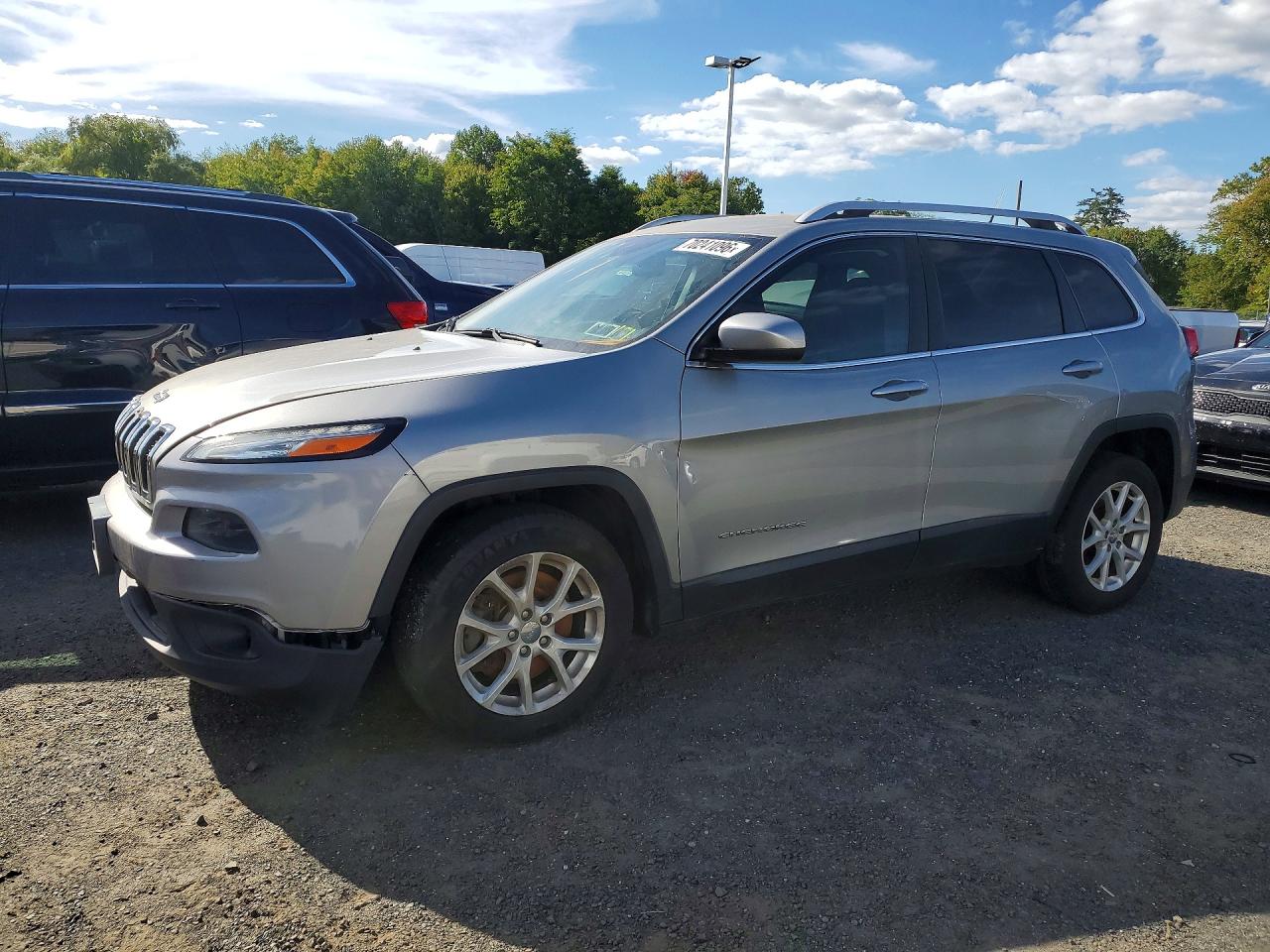 2015 JEEP CHEROKEE LATITUDE | 1C4PJLCS3FW597046 | UPCARS