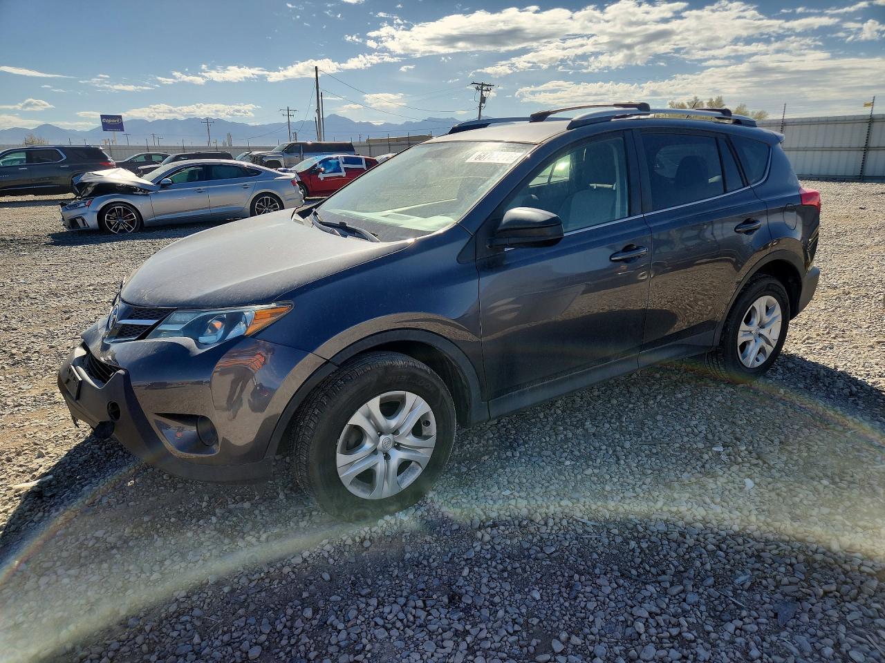 2015 TOYOTA RAV4 LE | JTMBFREV2FJ037313 | UPCARS