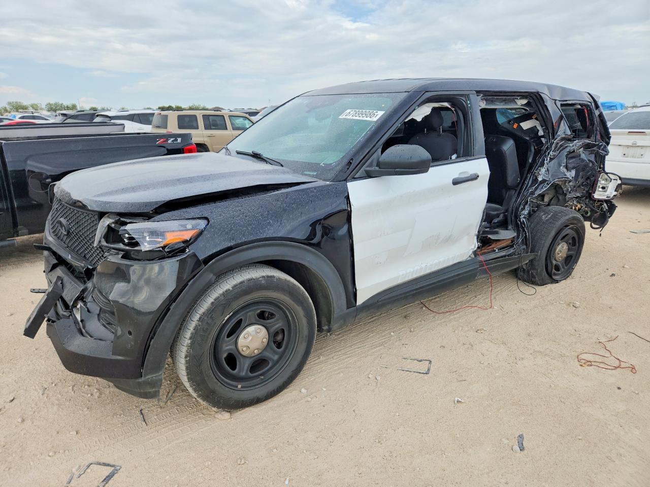 2024 FORD EXPLORER POLICE INTERCEPTOR | 1FM5K8AB1RGA68399 | UPCARS