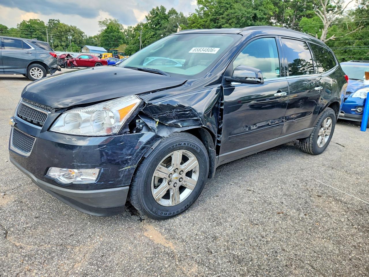 2011 CHEVROLET TRAVERSE LT | 1GNKRGED0BJ147930 | UPCARS