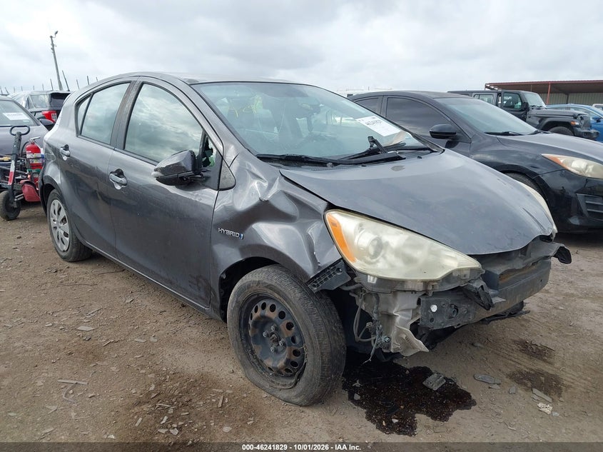 2013 TOYOTA PRIUS C TWO | JTDKDTB35D1545598 | UPCARS