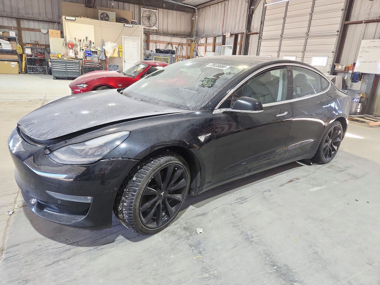 2018 TESLA MODEL 3 | 5YJ3E1EA2JF071211 | UPCARS