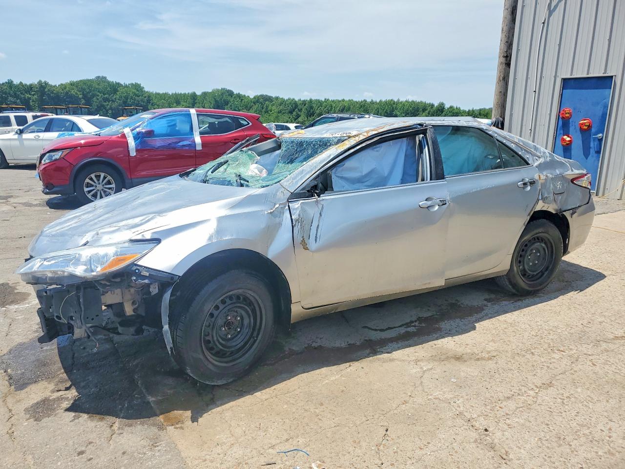 2015 TOYOTA CAMRY LE | 4T4BF1FK3FR458799 | UPCARS