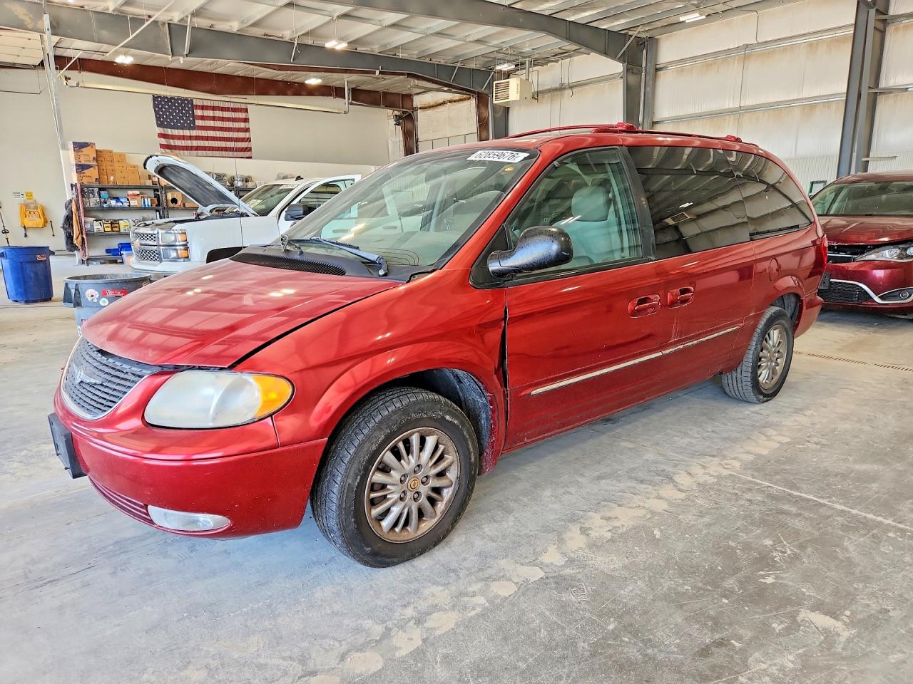 2002 CHRYSLER MINIVAN LIMITED | 2C8GP64L72R781432 | UPCARS