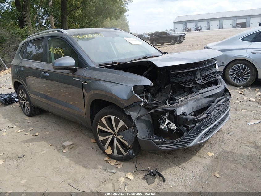 2022 VOLKSWAGEN TAOS 1.5T SE | 3VVWX7B29NM043108 | UPCARS
