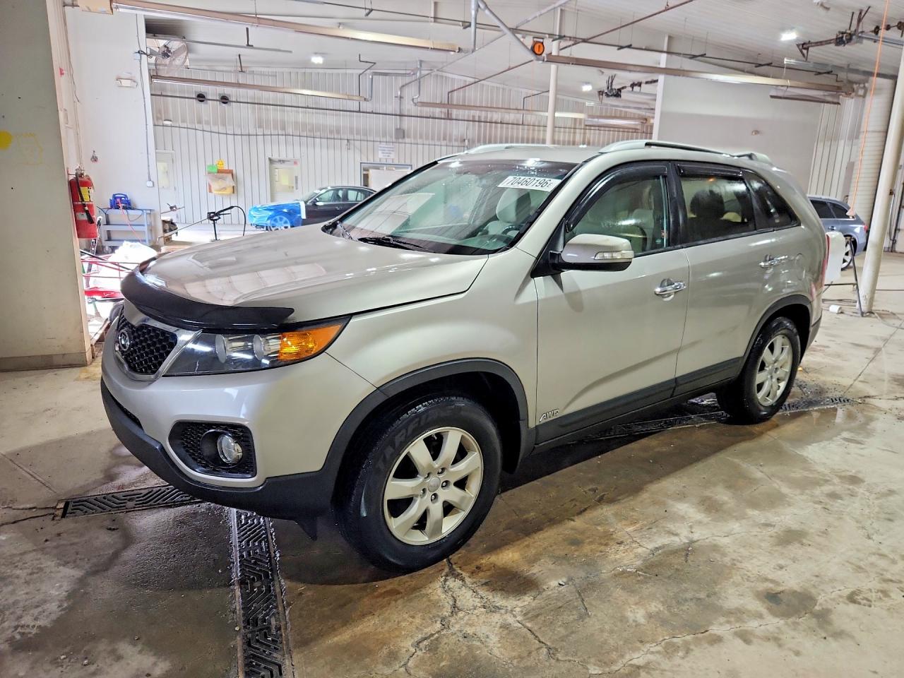 2013 KIA SORENTO LX | 5XYKTCA61DG394788 | UPCARS