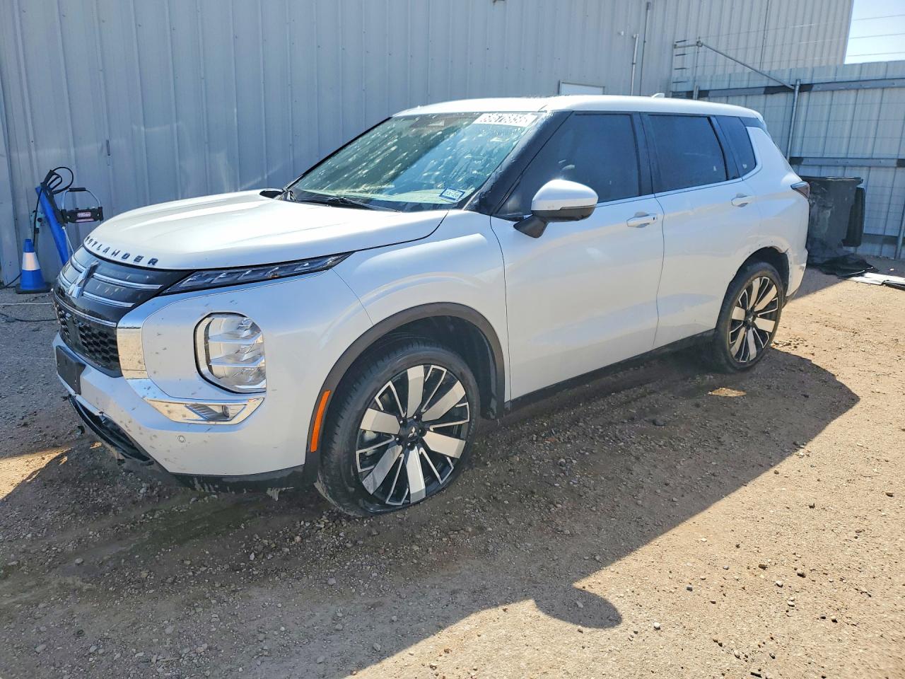 2025 MITSUBISHI OUTLANDER SE | JA4J3VA83SZ053927 | UPCARS