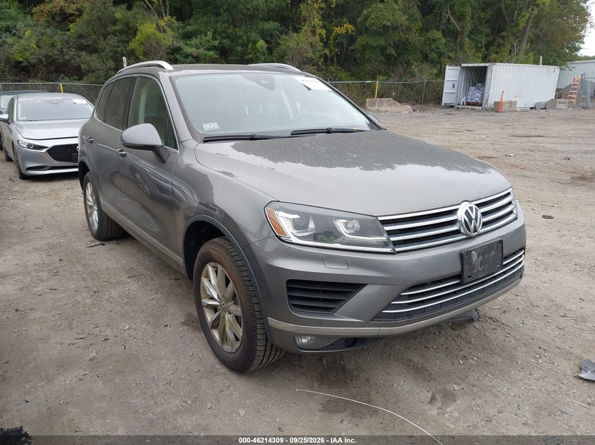2016 VOLKSWAGEN TOUAREG VR6 SPORT | WVGEF9BP2GD010160 | UPCARS