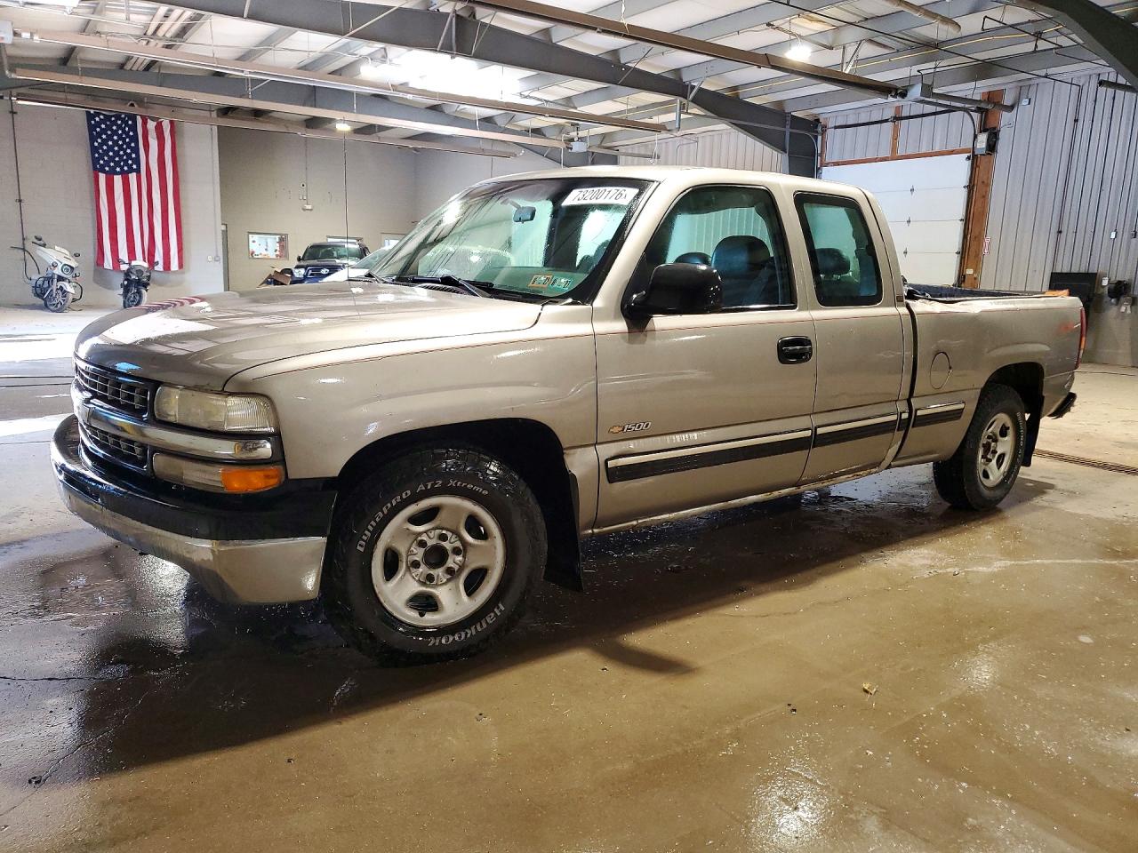 2001 CHEVROLET SILVERADO C1500 | 2GCEC19V511170703 | UPCARS