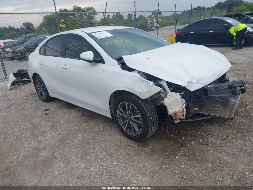 2023 KIA FORTE LXS | 3KPF24AD8PE649415 | UPCARS