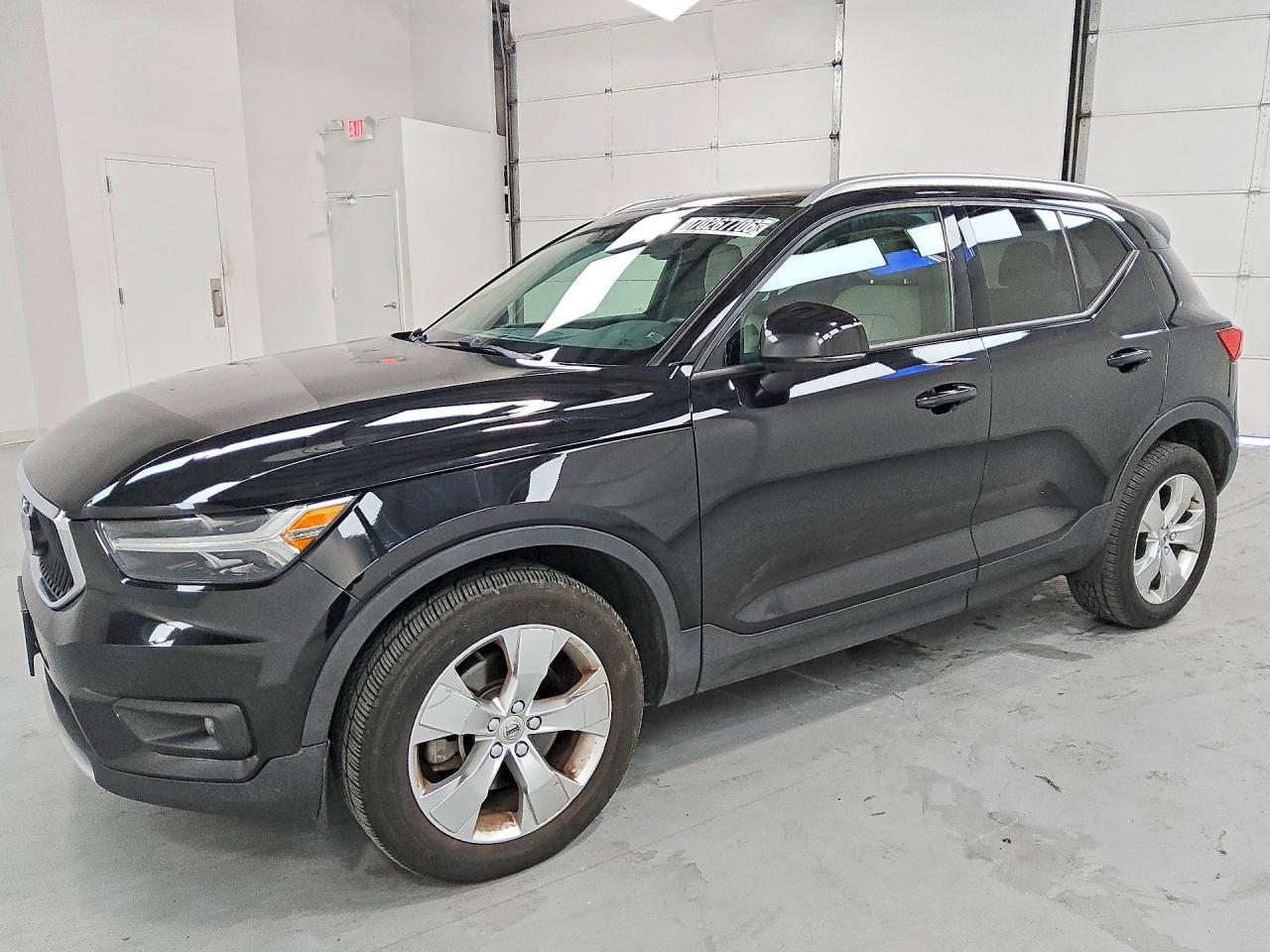 2022 VOLVO XC40 T5 MOMENTUM | YV4162UK8N2762883 | UPCARS