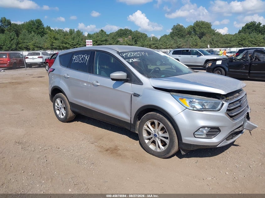 2017 FORD ESCAPE SE | 1FMCU9GD0HUE82743 | UPCARS