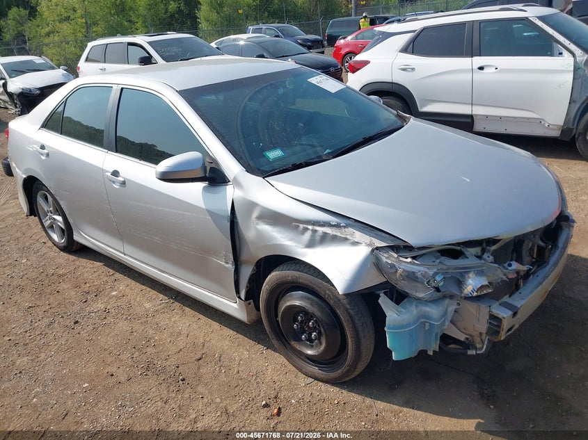 2013 TOYOTA CAMRY SE | 4T1BF1FK2DU716012 | UPCARS