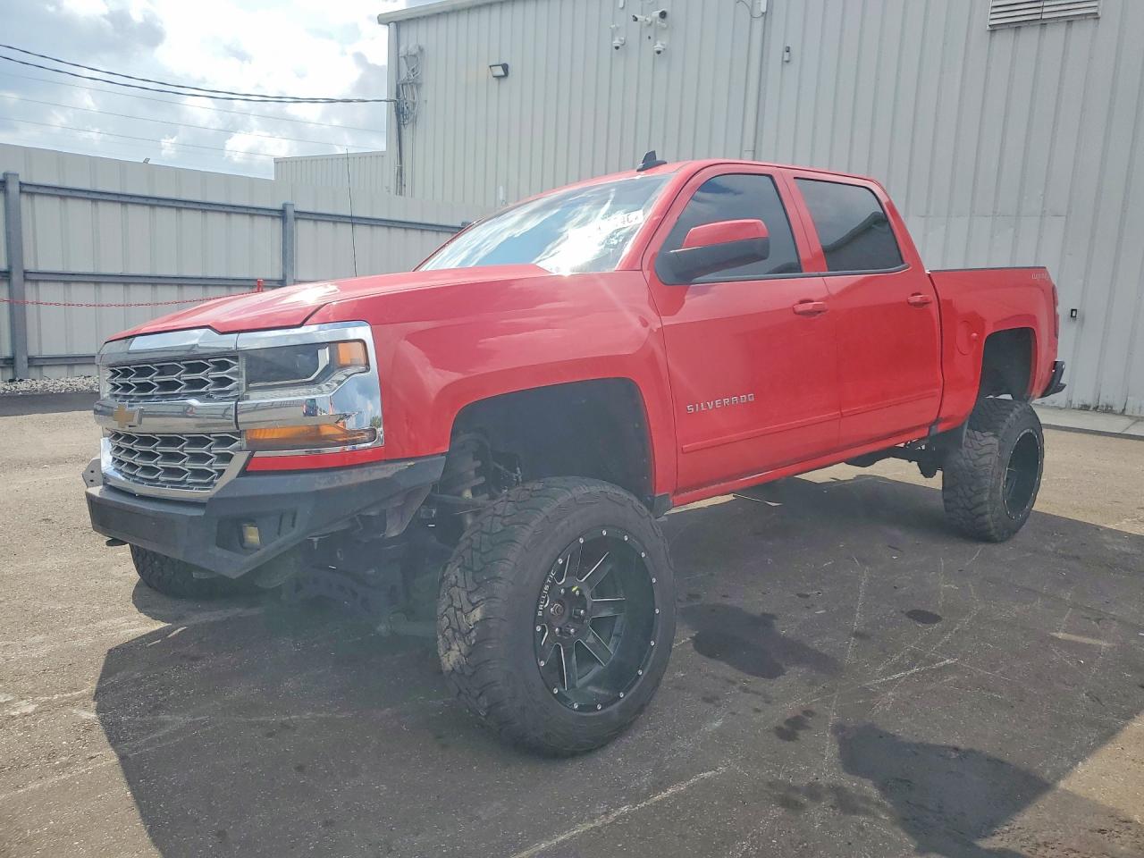 2017 CHEVROLET SILVERADO K1500 LT | 3GCUKREC0HG147297 | UPCARS