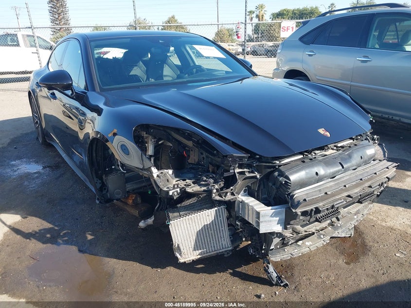 2025 PORSCHE PANAMERA 4 | WP0AA2YA7SL007104 | UPCARS