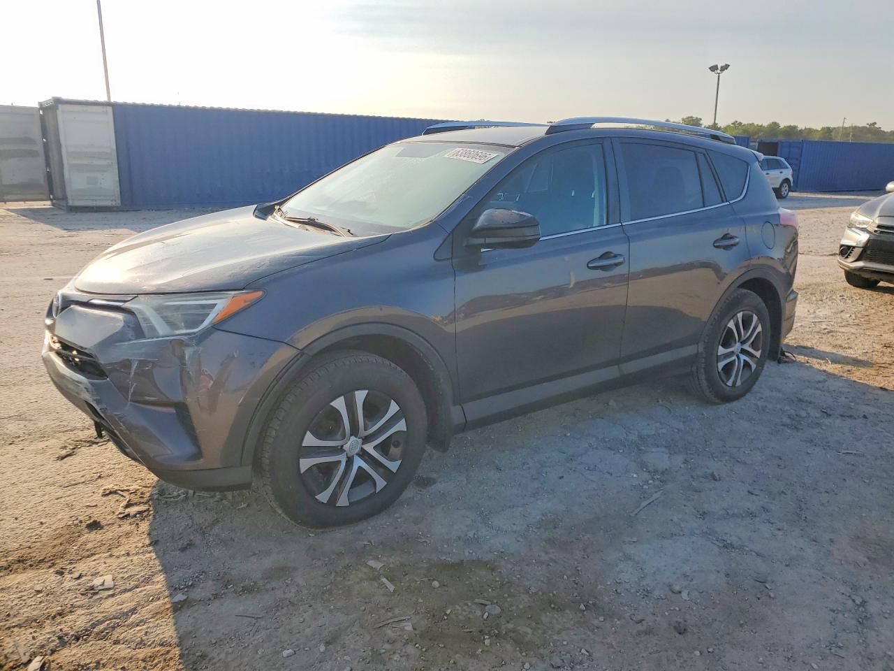 2016 TOYOTA RAV4 LE | 2T3BFREV2GW509819 | UPCARS