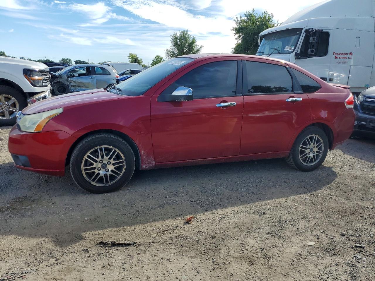 2011 FORD FOCU SE | 1FAHP3FN2BW191297 | UPCARS