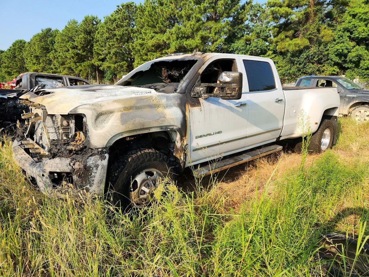 2019 GMC SIERRA K3500 DENALI | 1GT42WEY4KF138945 | UPCARS