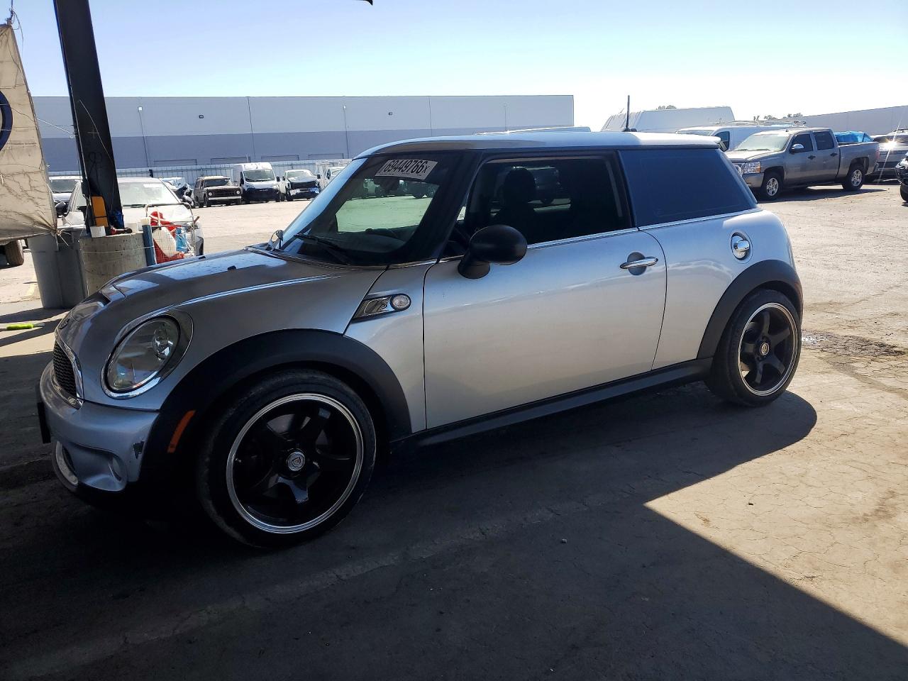 2008 MINI COOPER S | WMWMF73518TV36852 | UPCARS