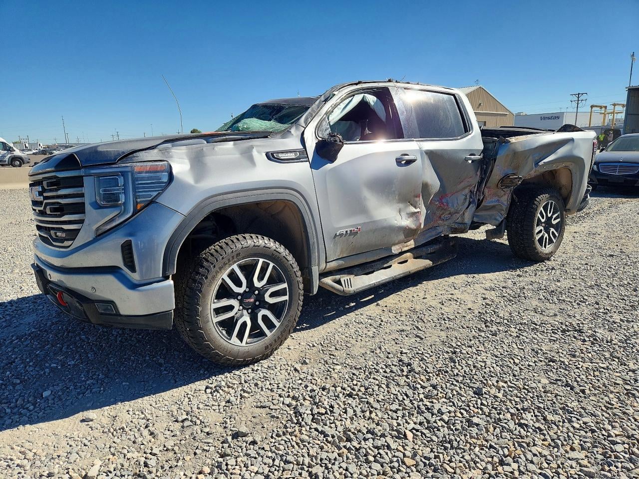 2025 GMC SIERRA K1500 AT4 | 3GTUUEE85SG111627 | UPCARS