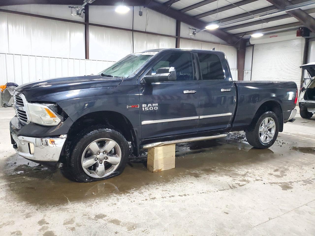 2015 RAM 1500 SLT | 1C6RR7GM5FS748665 | UPCARS